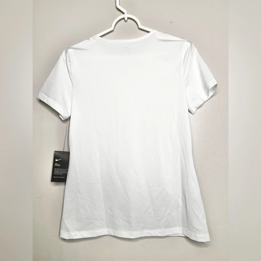 NWT Nike Dri-Fit Pro Mesh Training Top Short Sleeve Shirt White Size Medium